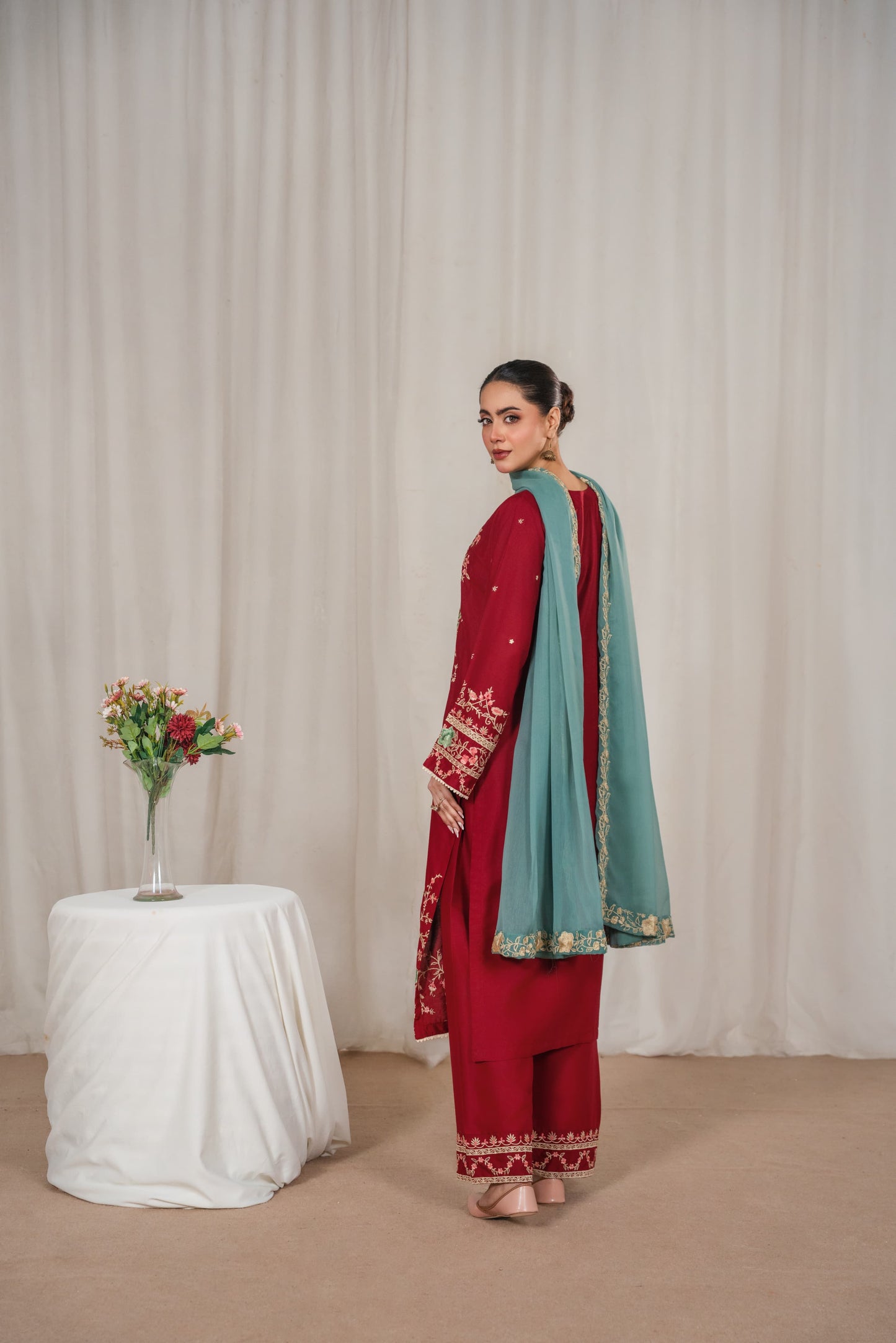 AROHA EMBROIDERED SHAWL 3PC