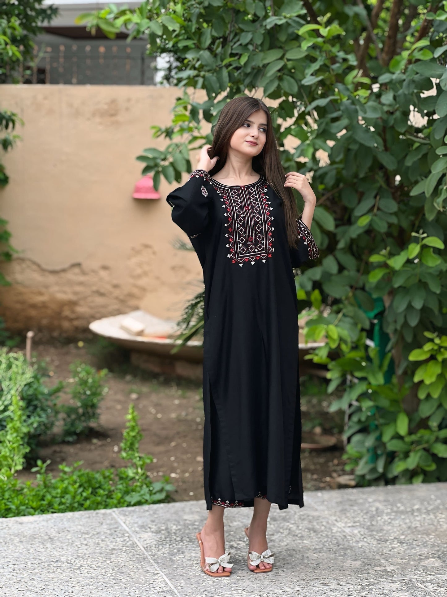 SINDHI EMBROIDERY SOLID