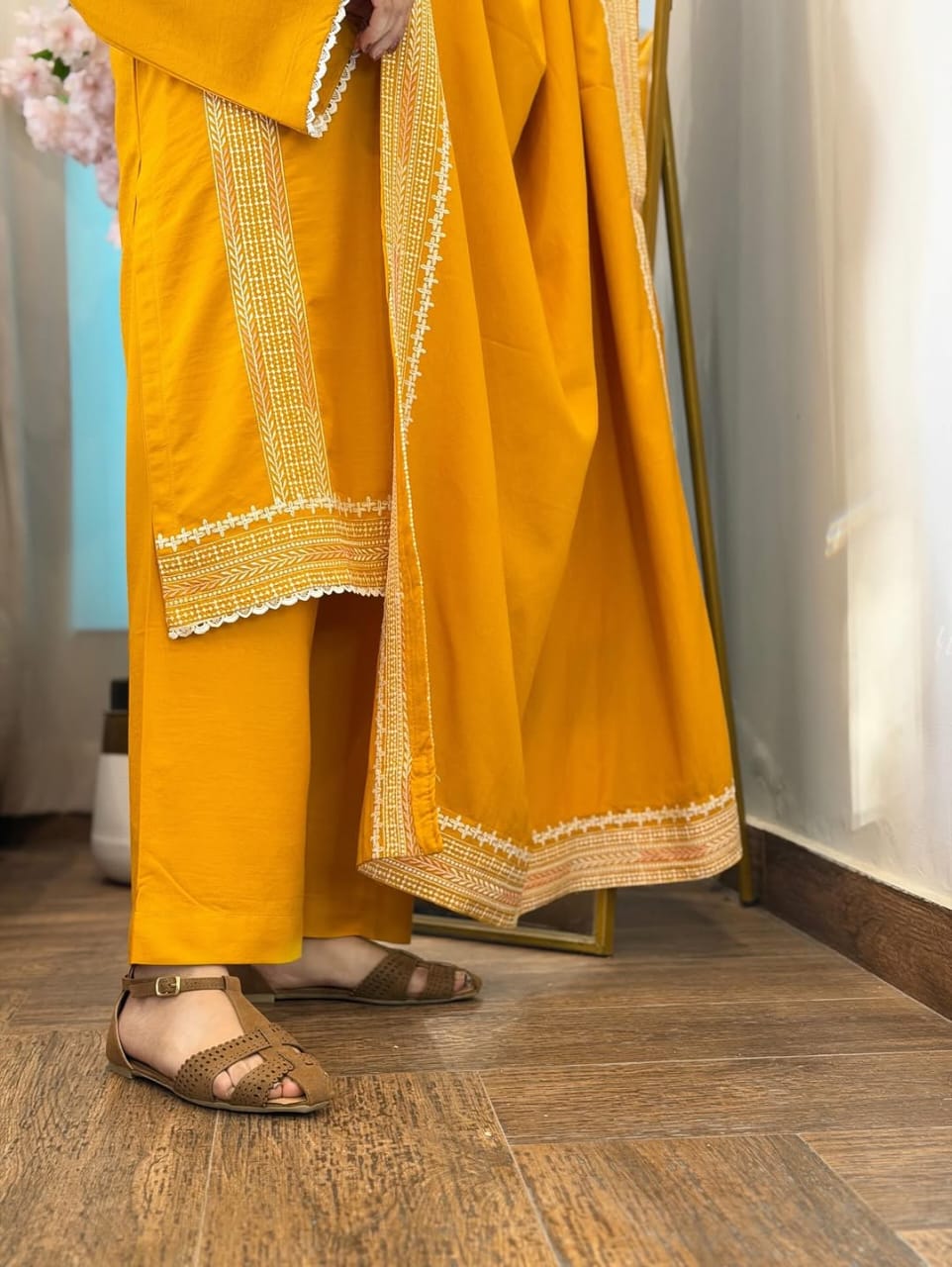 LIME EMBROIDERED-3PC