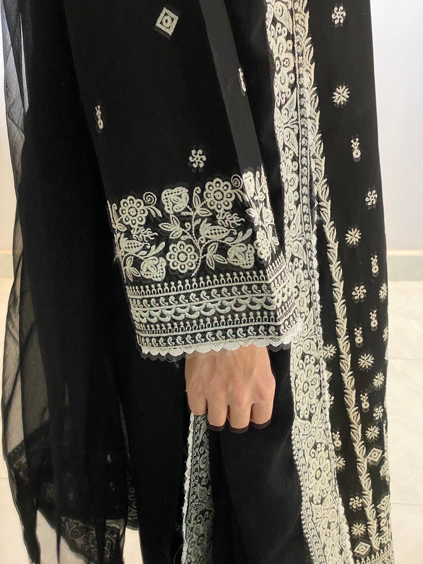 DILBAR EMB 3PC