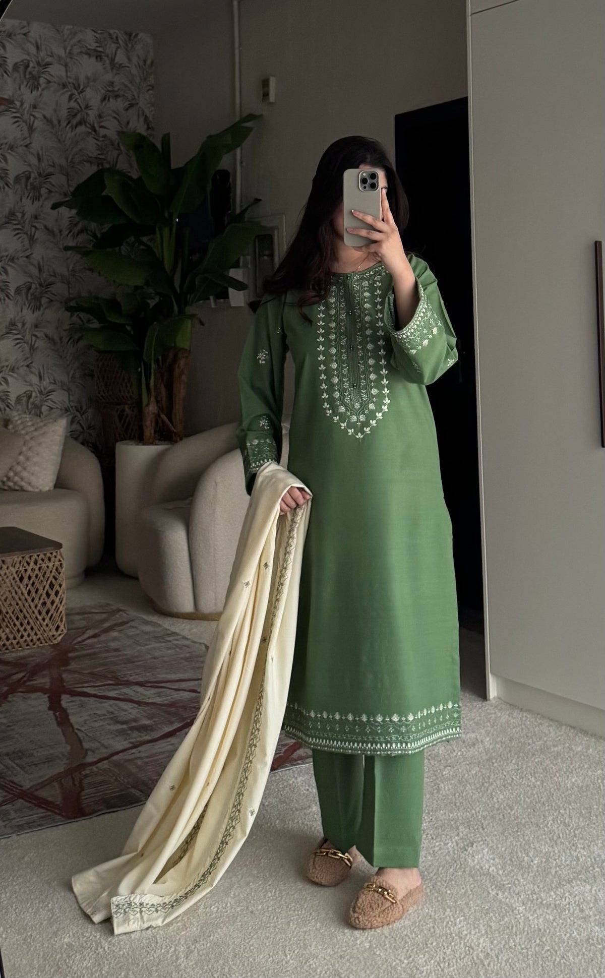 ZARNAB EMBROIDERED-3PC