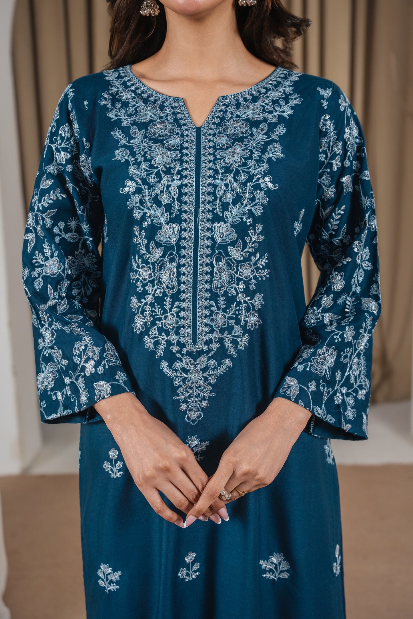 FARI EMBROIDERED FARSHI 3PC