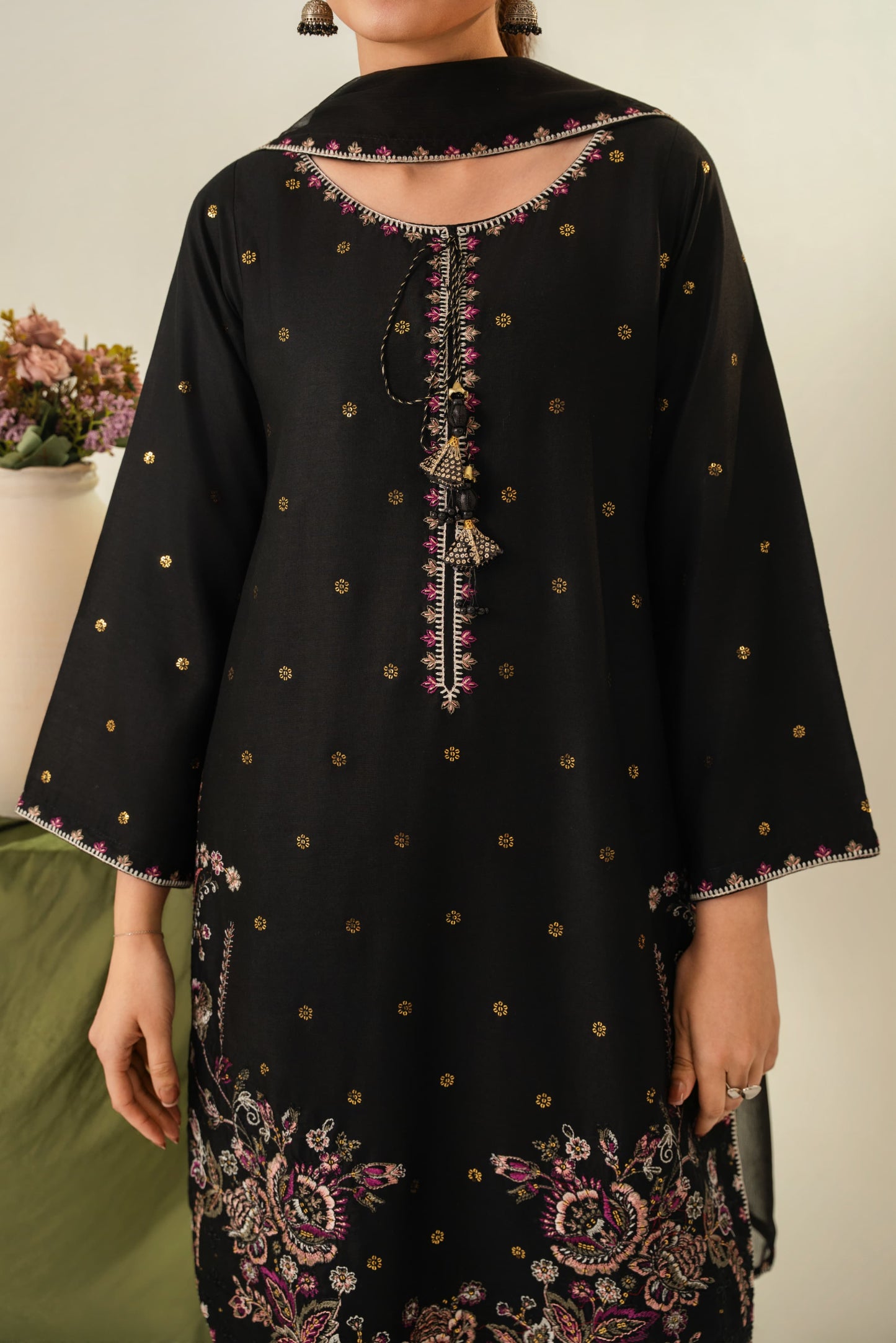ZARQA EMBROIDERED 3PC