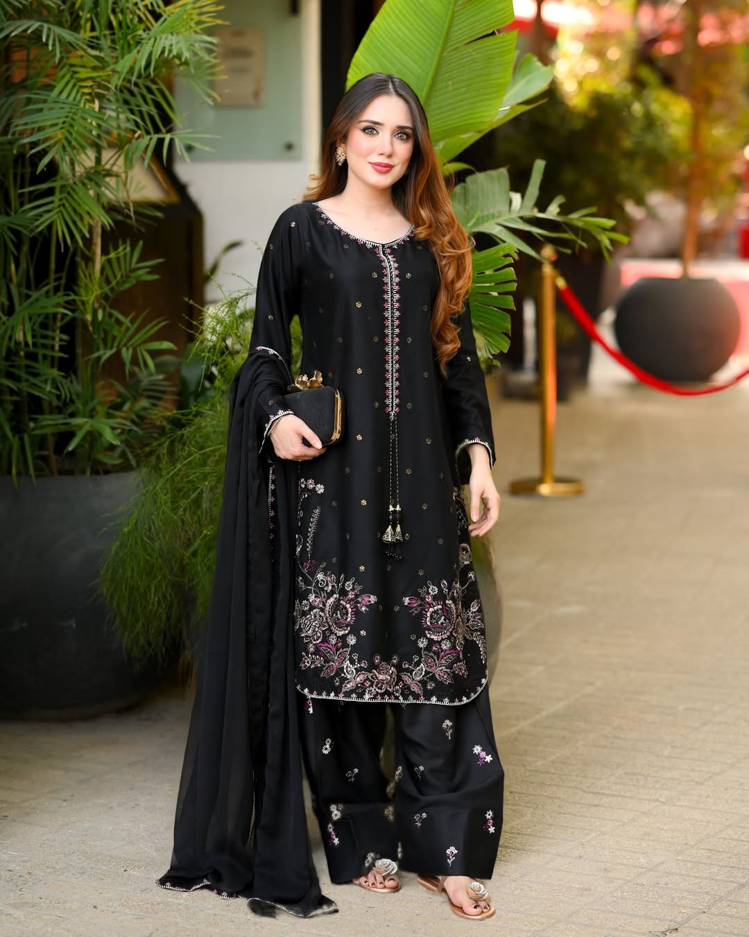 ZARQA EMBROIDERED 3PC