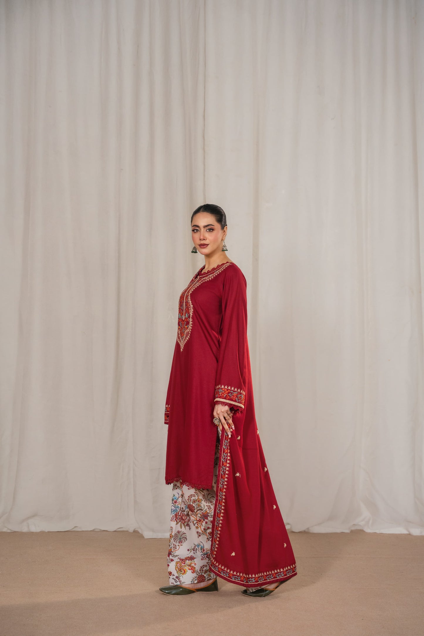 KESAR EMBROIDERED 3PC