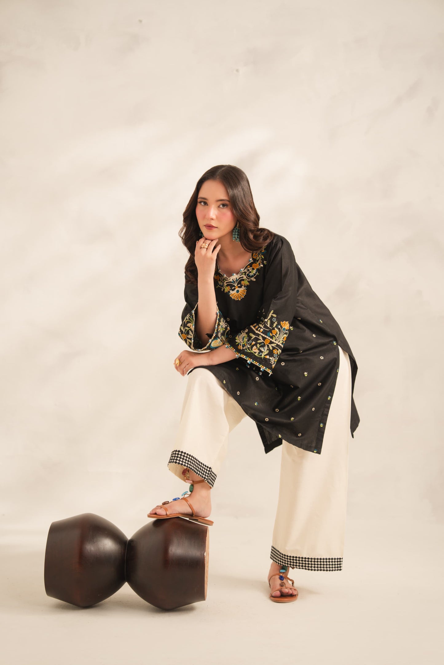 ANCHAL EMB 2PC