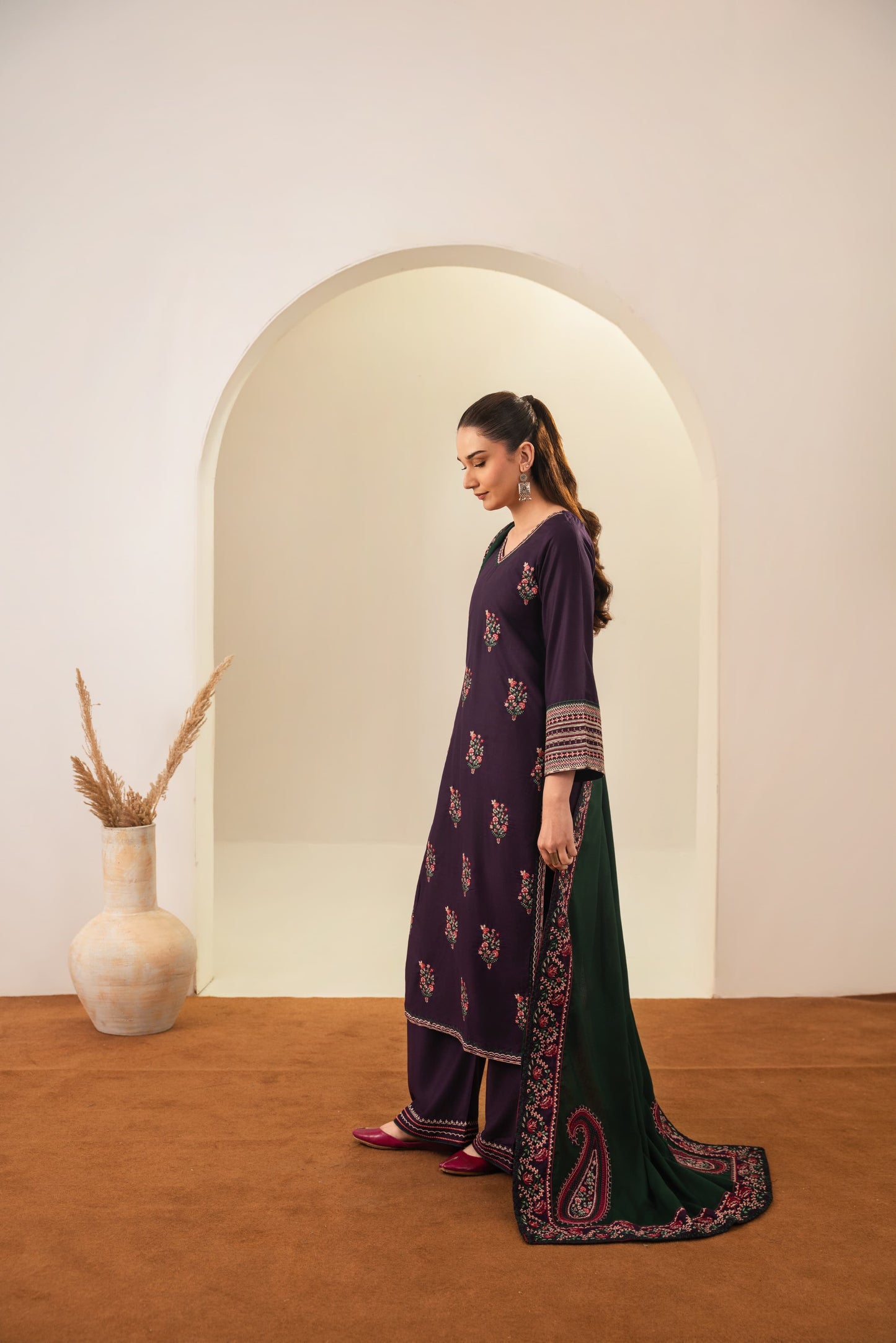 ROOHI EMBROIDERED SHAWL 3PC