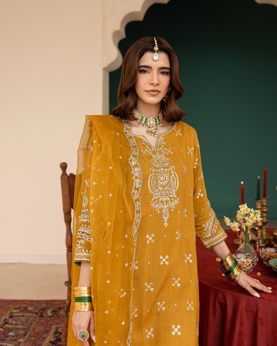 ALMAS EMBROIDERED 3PC