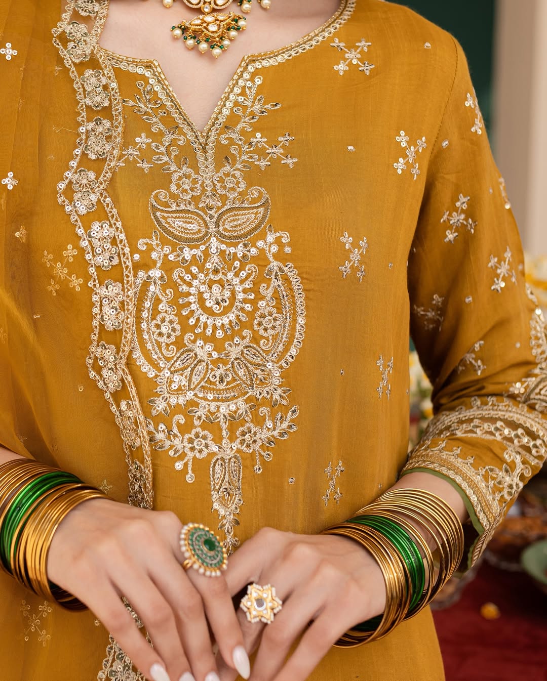 ALMAS EMBROIDERED 3PC
