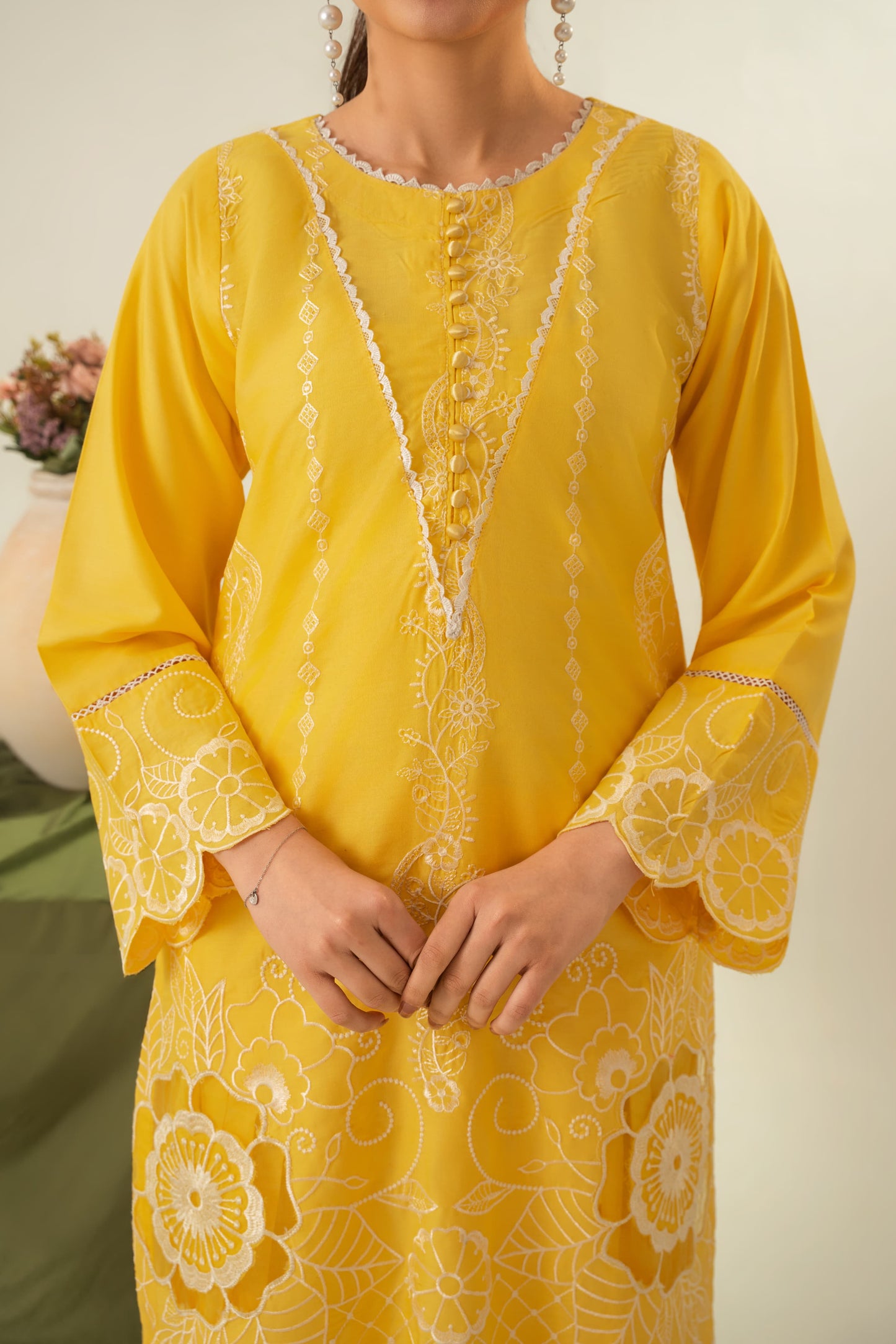 SORAYA EMBROIDERED 3PC
