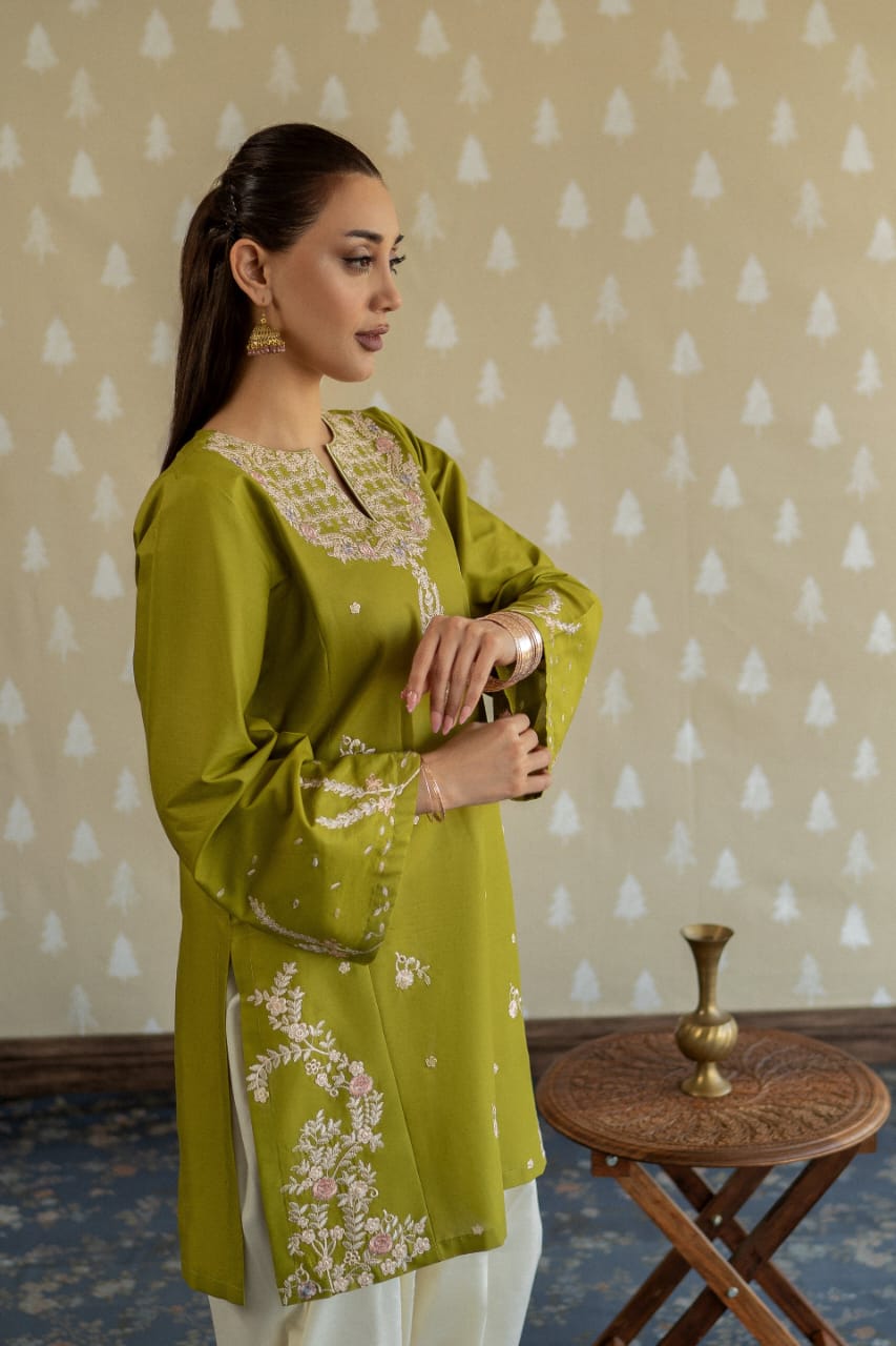 MAHIRA EMB 2PC FARSHI SET