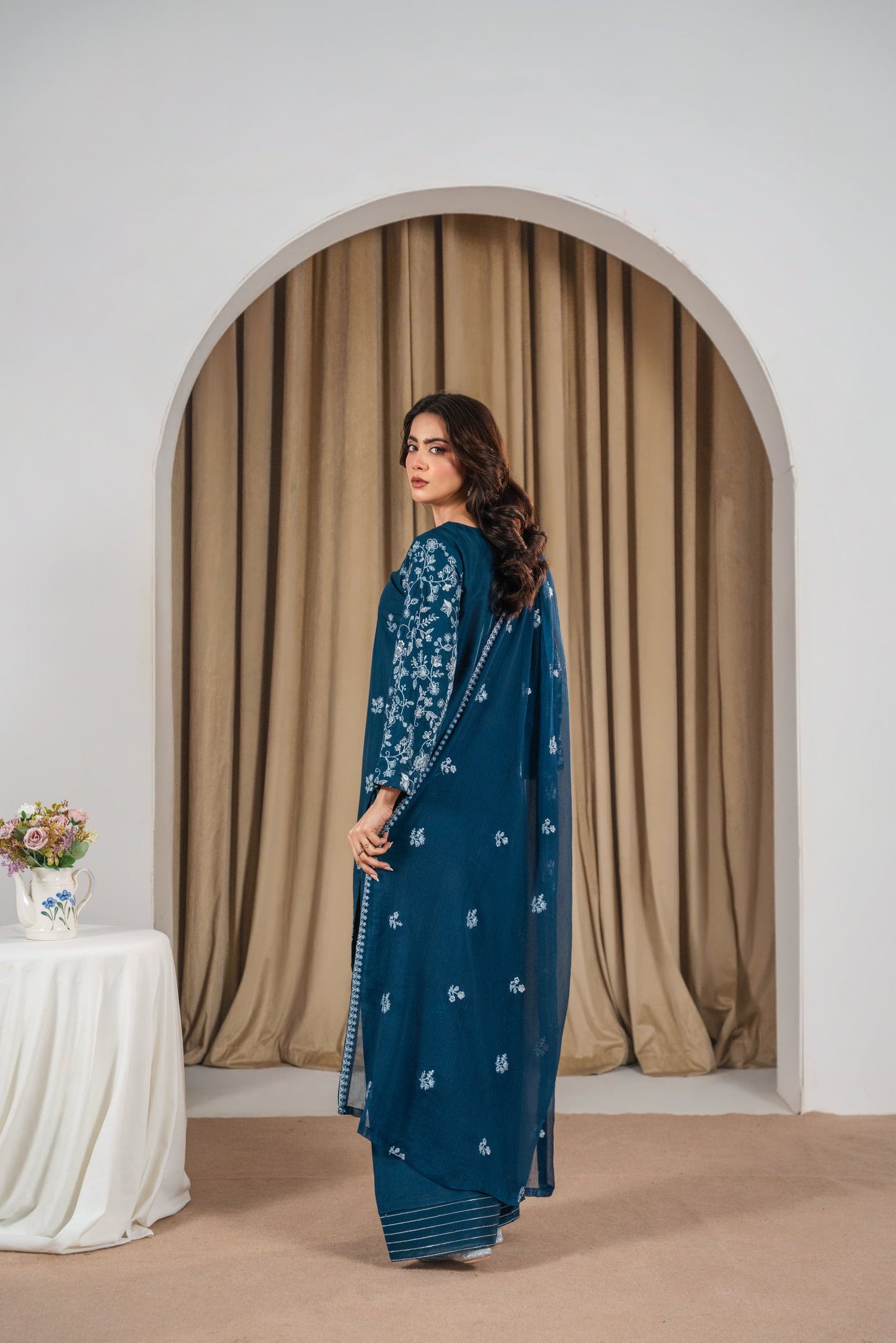 FARI EMBROIDERED FARSHI 3PC