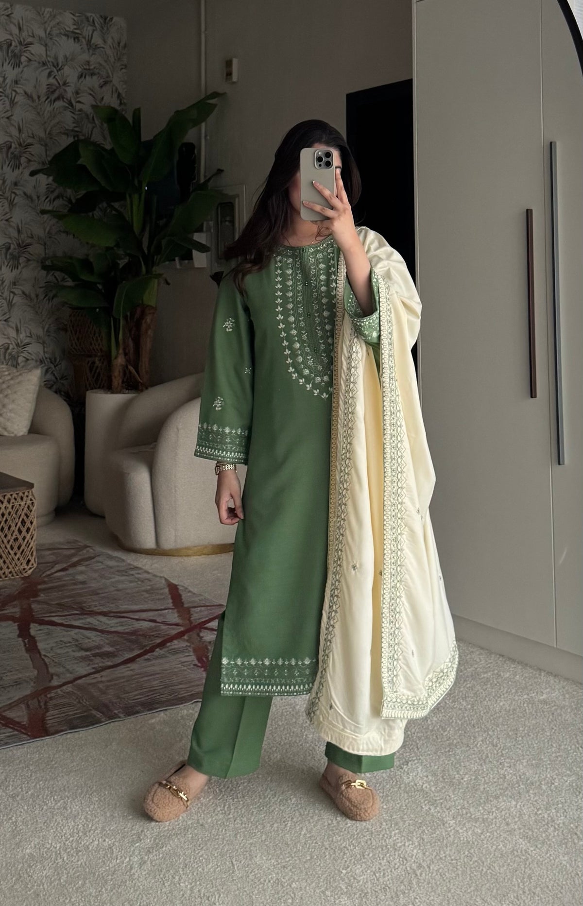 ZARNAB EMBROIDERED-3PC